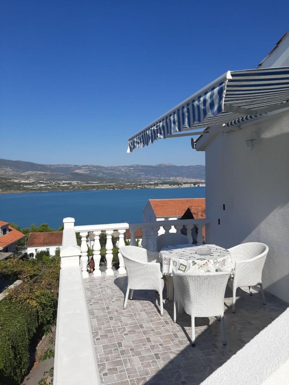 Apartments Ivica - 150M From Sea Traù Esterno foto